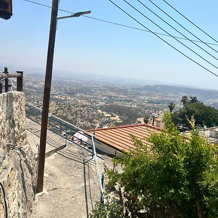 'i Folia' With Roof Garden And Terrace Pissouri