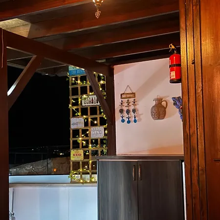 'i Folia' With Roof Garden And Terrace