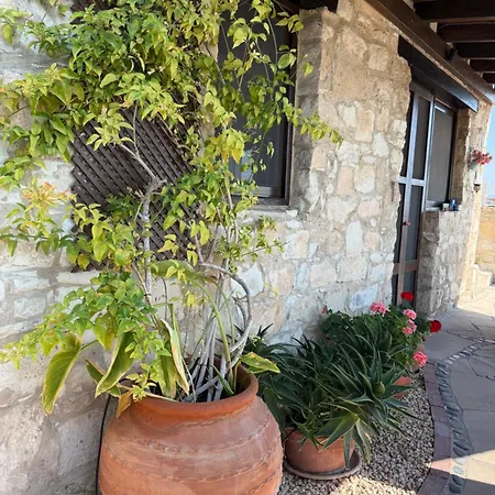 'i Folia' With Roof Garden And Terrace Feriehus Pissouri
